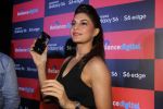 Jacqueline Fernandez unveils the new Samsung S6 in Mumbai on 10th April 2015